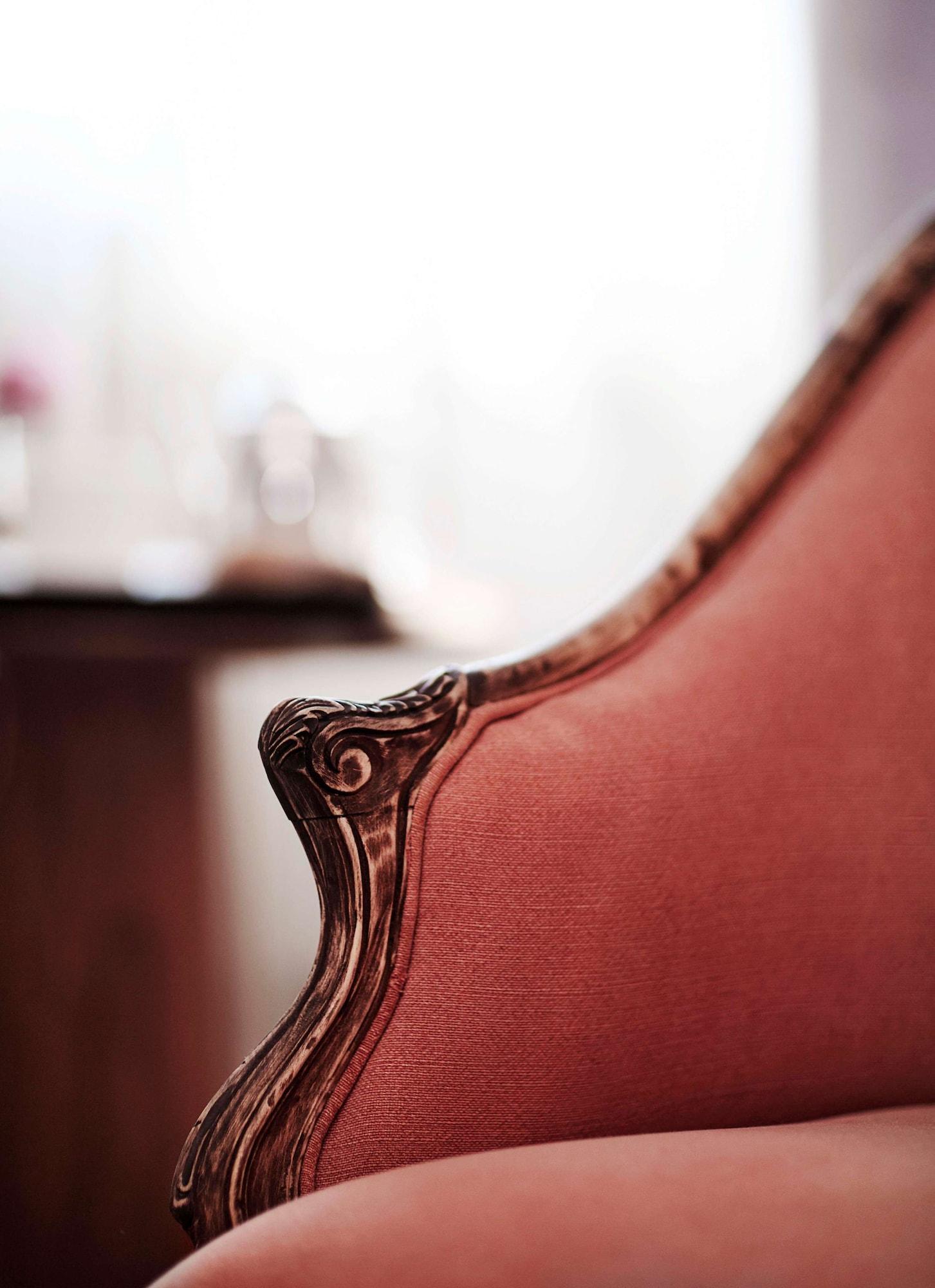 Hotel Diplomat Stockholm Exterior foto Detail of a Louis XV armchair